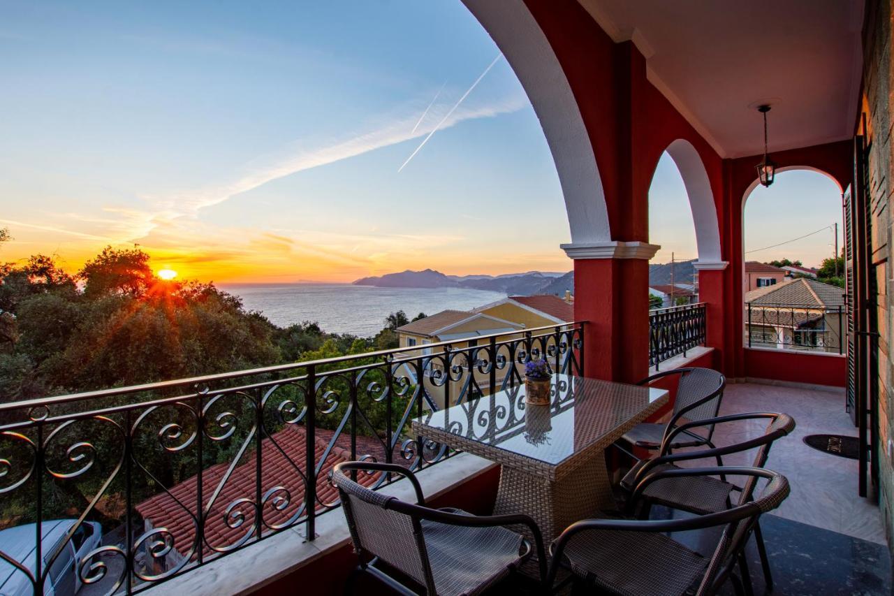 Dielino Amazing Sunset View Pentati Exterior photo